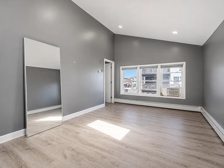 53 Arizona Ave #1 — Photo 4