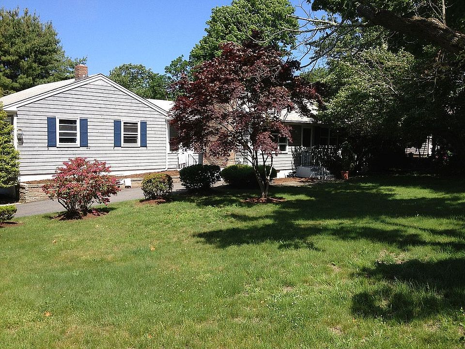 267 Highland Rd Tiverton RI 02878 Zillow   Ac0548af9833d365c6df05ba6ffd094a Cc Ft 960 