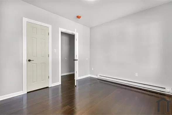 228 Cooke St — Photo 3