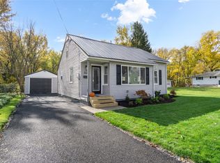 3113 Malverne Rd, Endicott, NY 13760