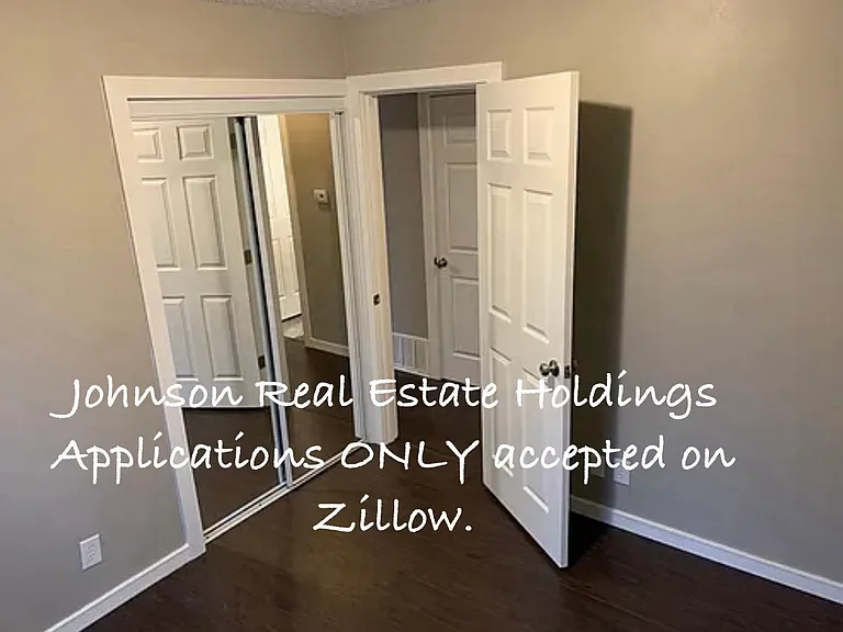 437 NE Myers Ave — Photo 10