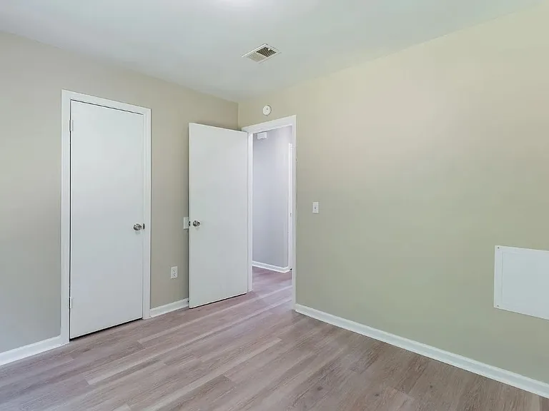 7305 Patterson Rd — Photo 6