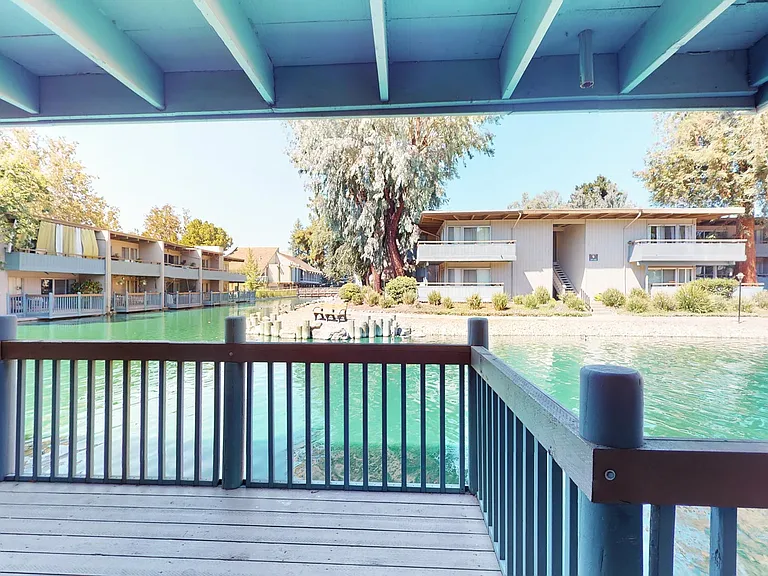 Marina Playa — Photo 15