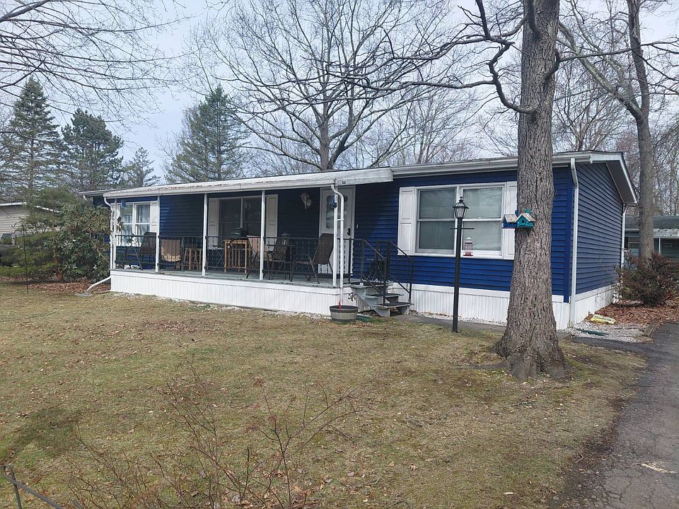 1st image of 12 Cook Ln