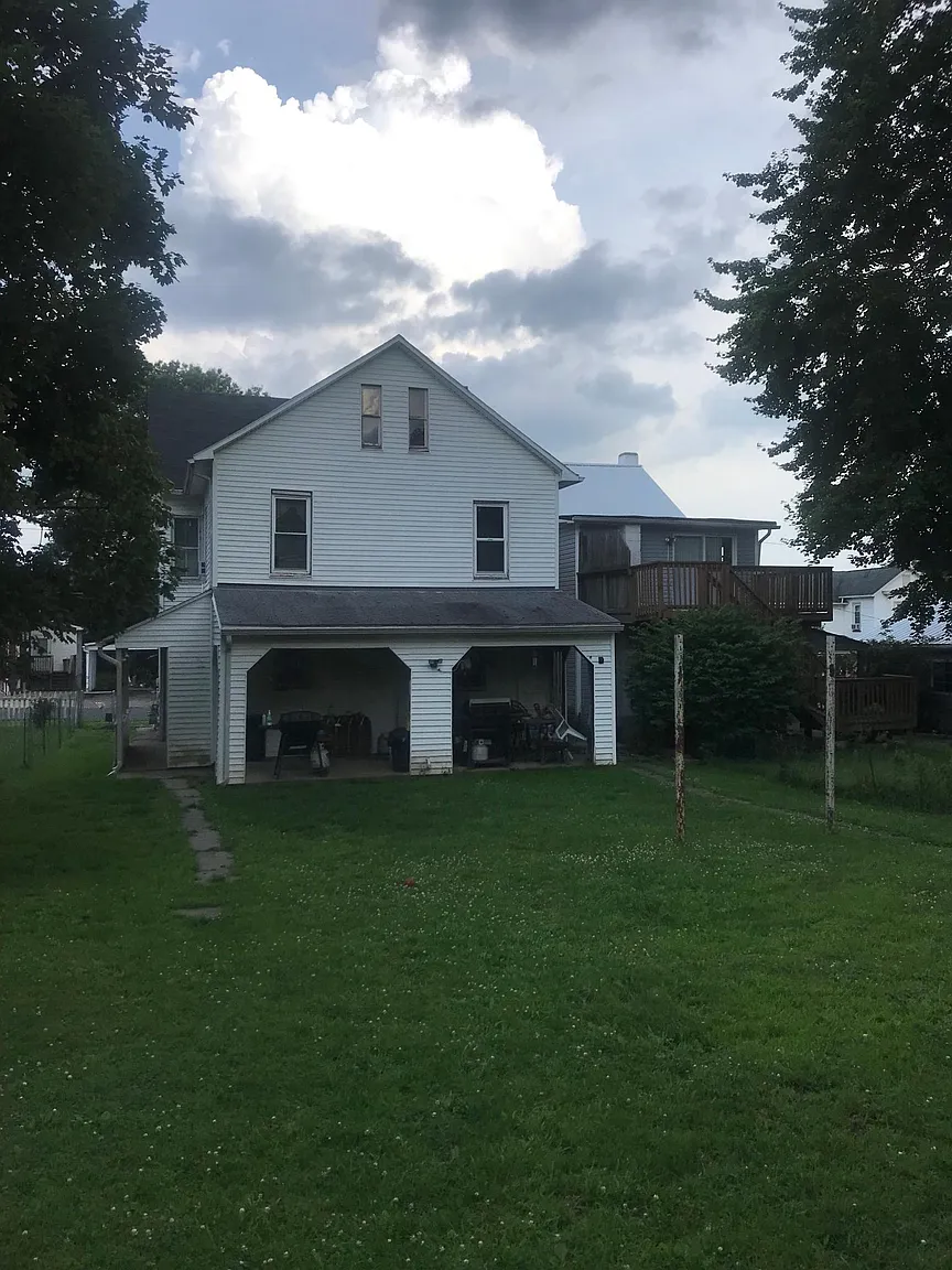 433 2nd St photo 1