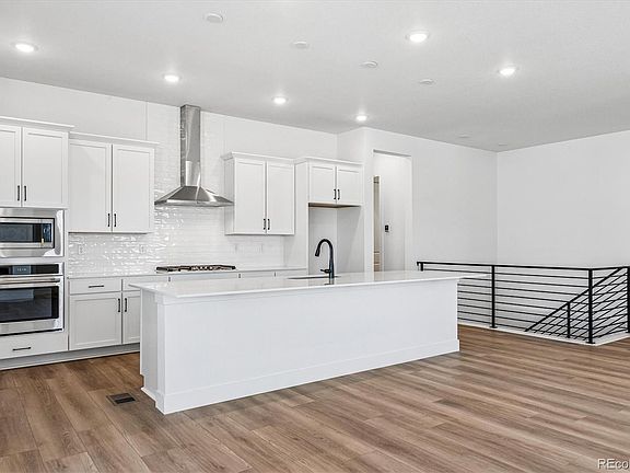 6th image of this home