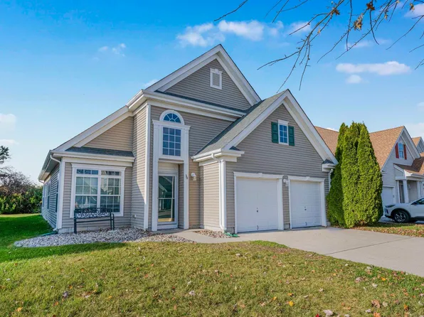 30 Burnside Dr, Egg Harbor Township, NJ 08234