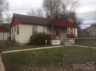 1052 SE Combs Flat Rd, Prineville, OR 97754