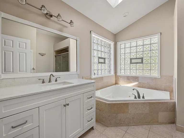3129 Bendelow Rd — Photo 22