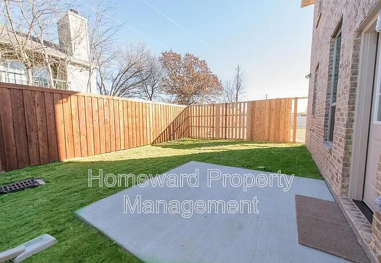 4004 Hanaa Ct — Photo 27