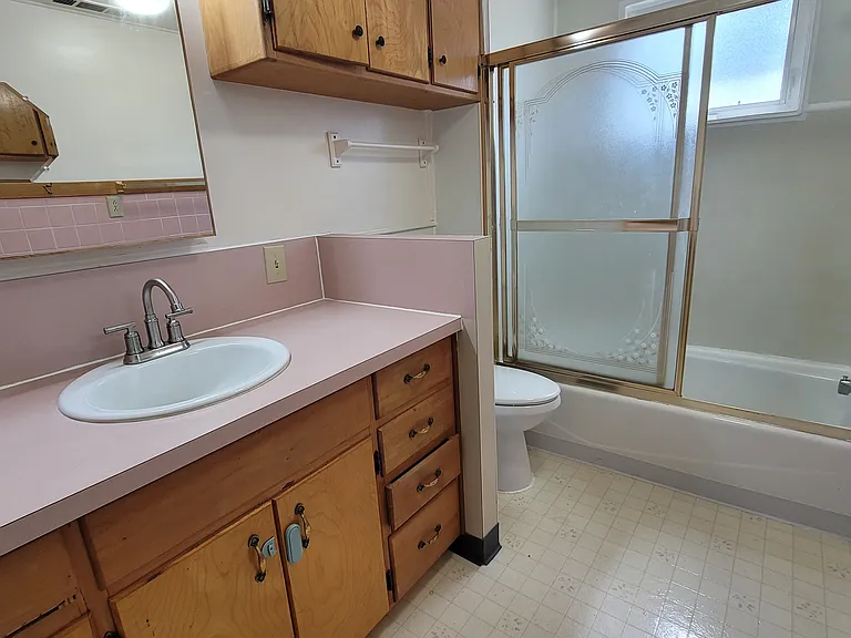 482 Harrison St — Photo 10