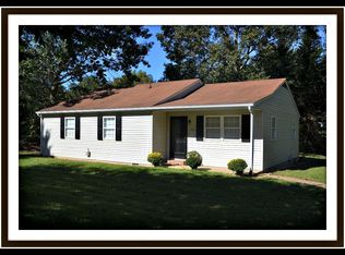 105 Dickson Cir, Toano, VA 23168