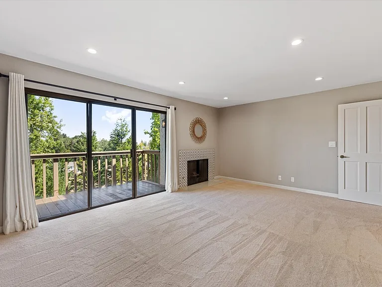 9 Heritage Ct — Photo 22