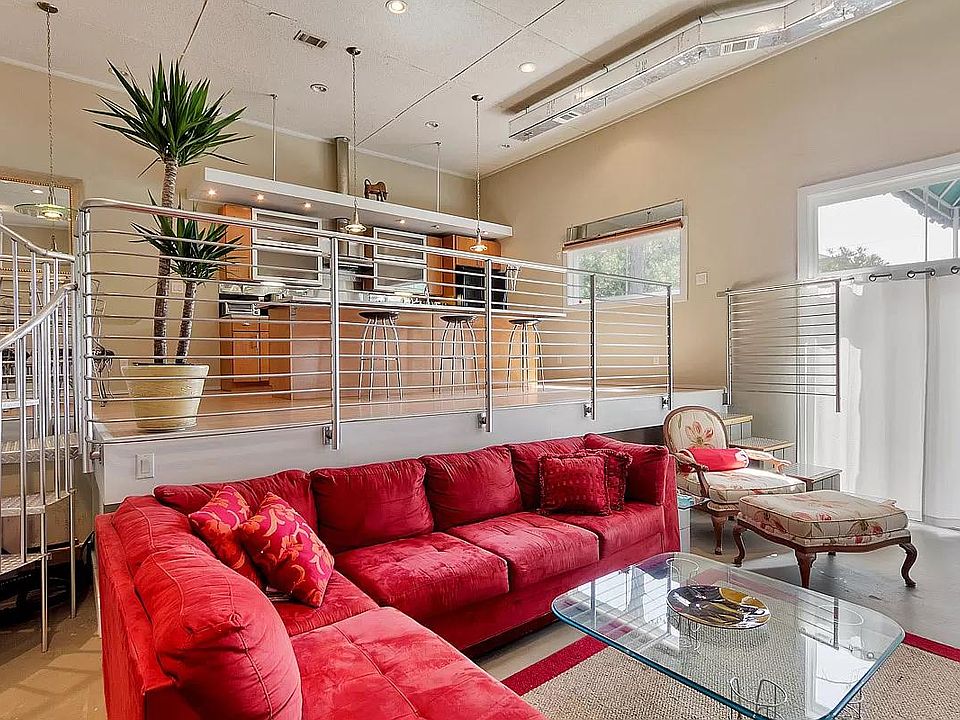 Spacious living room.