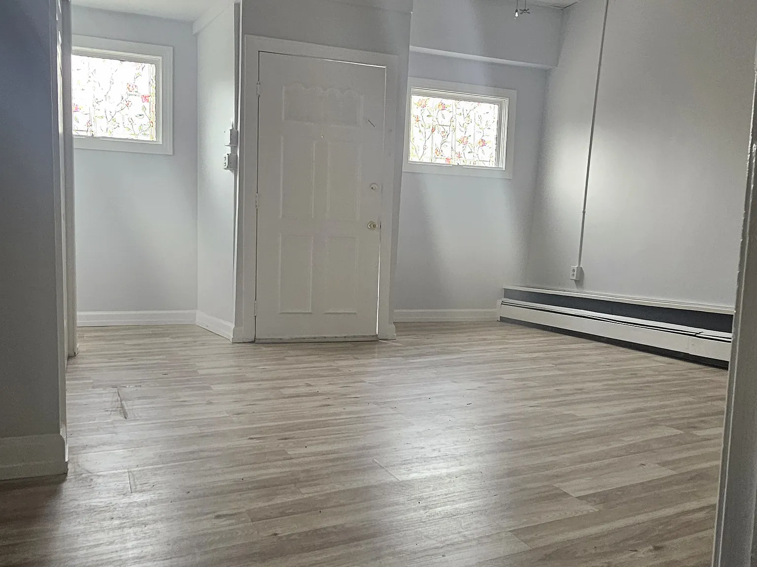3 bed, $1,995 — Photo 3