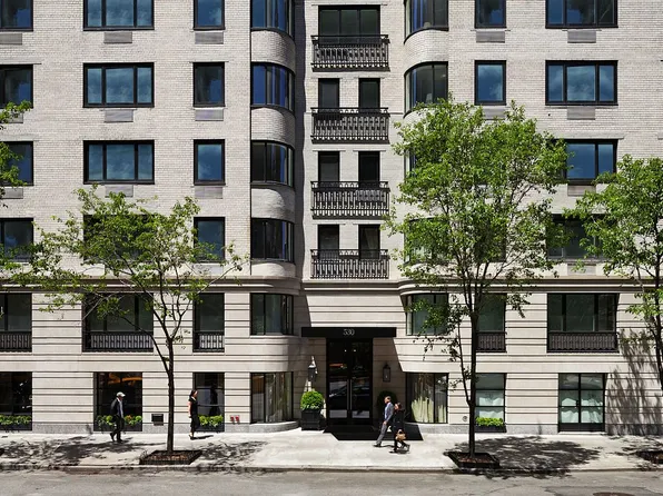 530 Park Ave APT 18C, New York, NY 10065