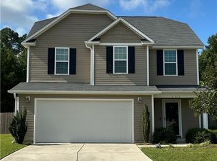 202 Trenton Ct, Raeford, NC 28376