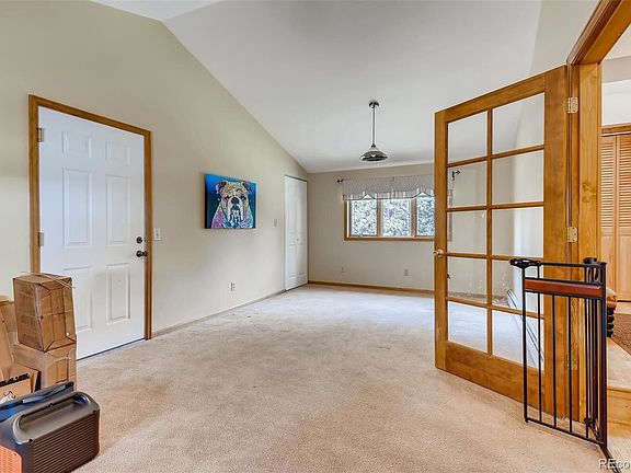 2nd image of 1467 Vigilante Ave