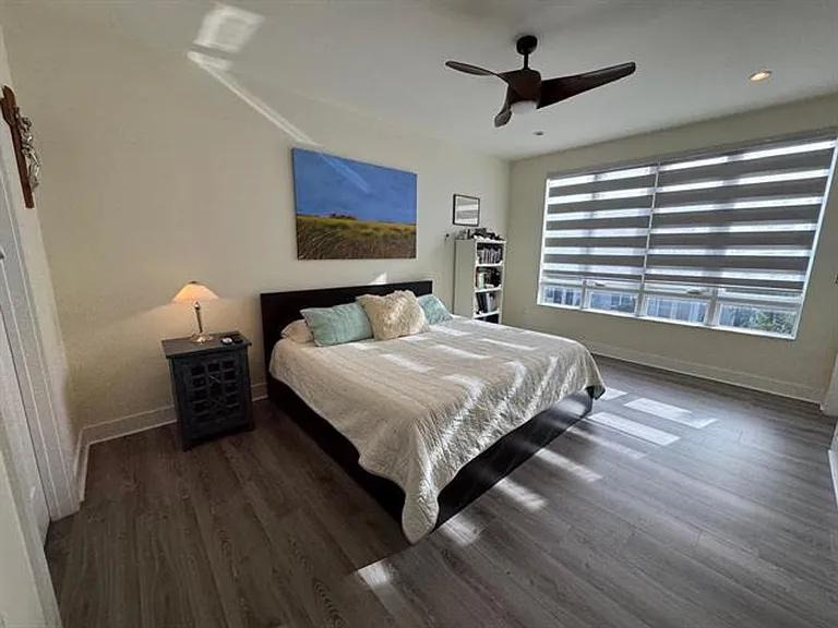 6361 NW 103rd Psge #Townhouse 6361 — Photo 16