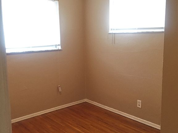5th image of 3112 Glenwood Ct