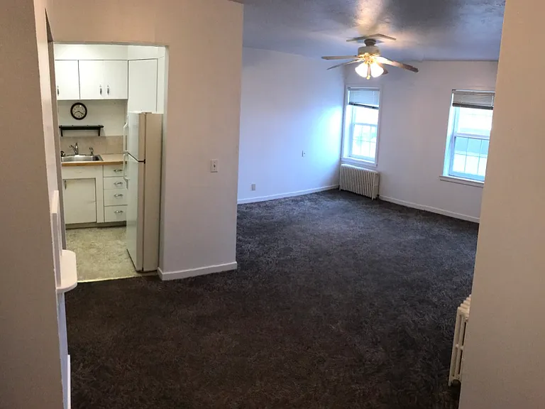107 E Main St #7 — Photo 5