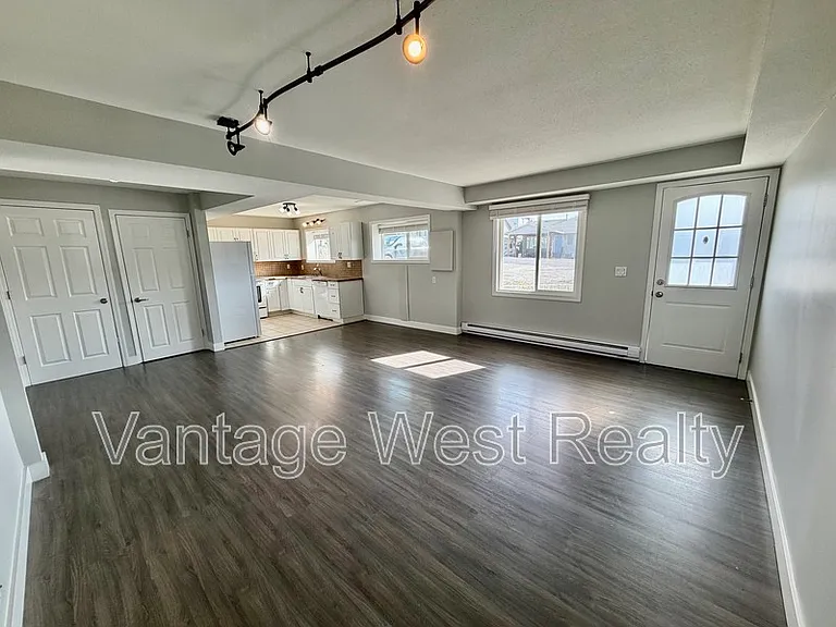 3426B Logan Rd — Photo 8