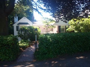 12017 8th Ave NW, Seattle, WA 98177