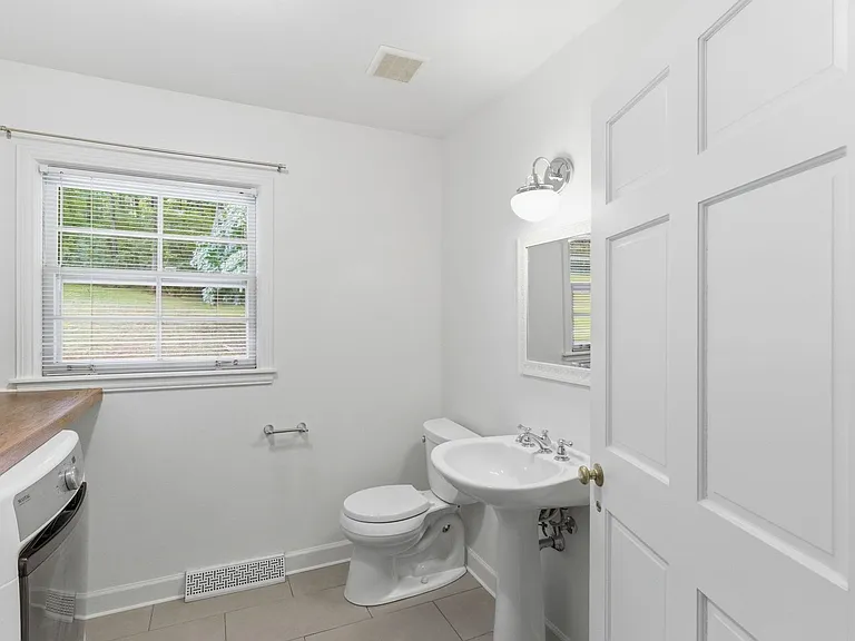 5724 Knob Rd — Photo 30