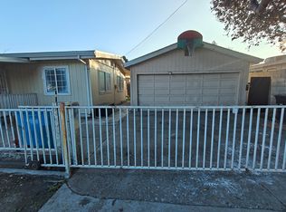 320 Bell St, East Palo Alto, CA