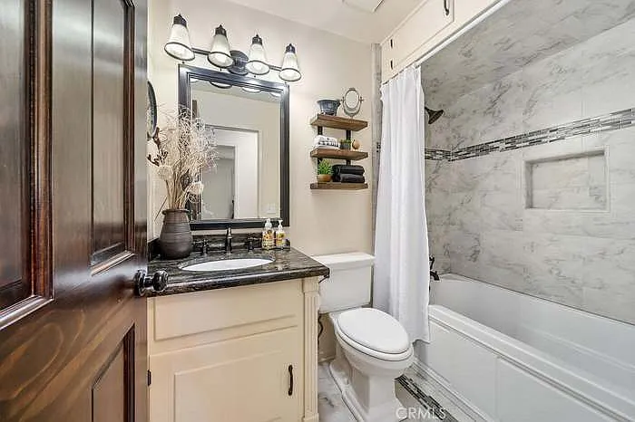 1317 E Dena Way — Photo 10