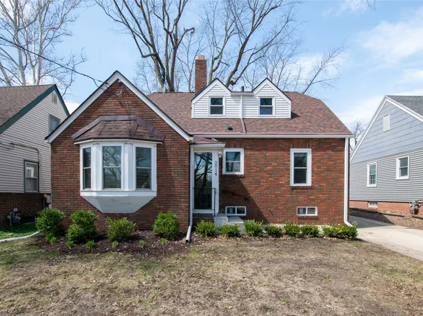 2014 39th St, Des Moines, IA 50310