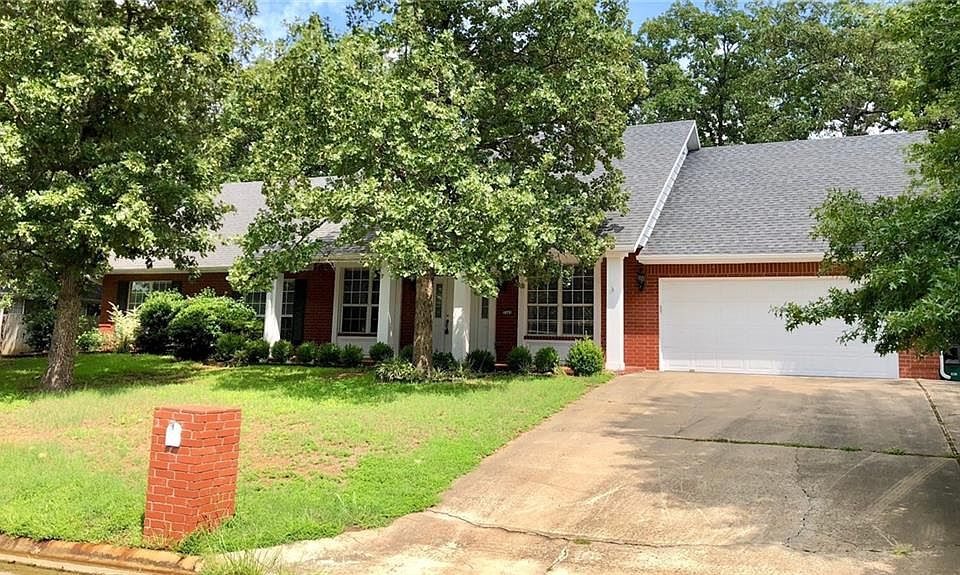 2nd image of 3542 N Dustin Way
