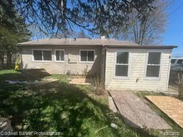 31514 Allegan Ct, Westland, MI 48186
