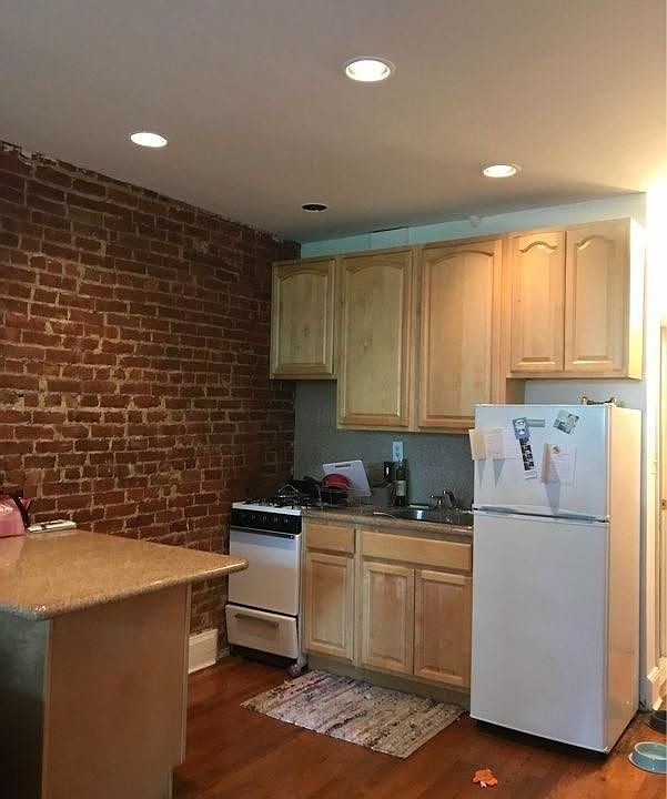 2nd image of 677 Classon Ave APT 3RR