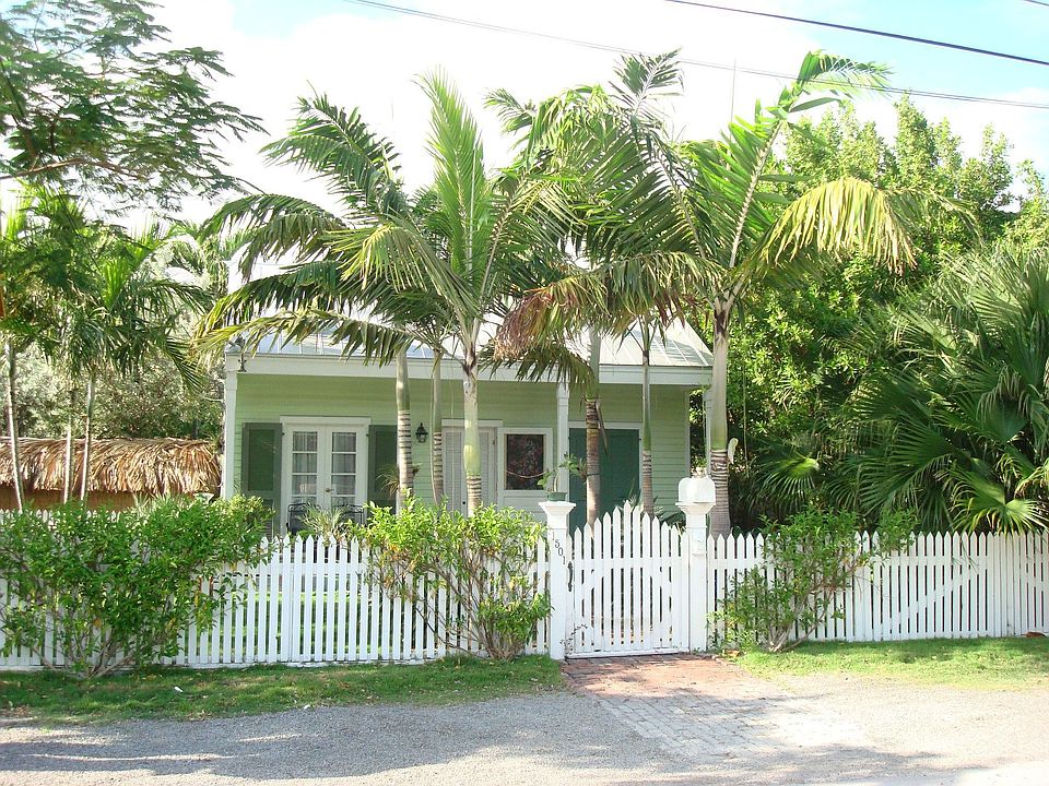 Charming Conch house