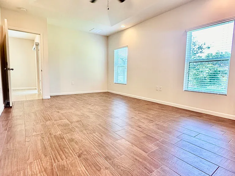 1385 Fuji Dr — Photo 9