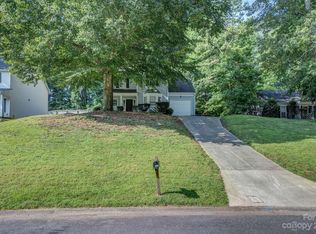 1147 Well Spring Dr, Charlotte, NC 28262