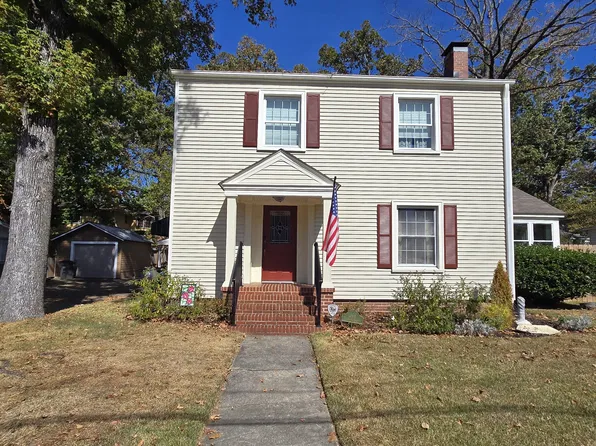206 Oakwood Ave, Hot Springs, AR 71913
