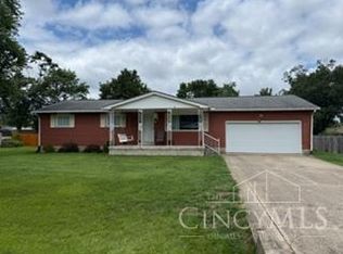 395 Robert Simmons Dr, Carlisle, OH 45005