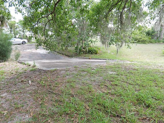 3rd image of 9701 SE Water St