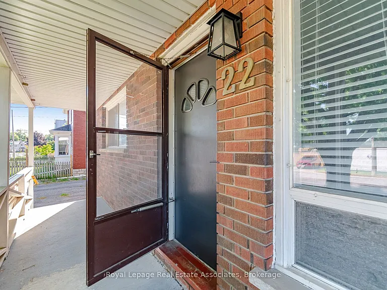 22 Saint James St #A — Photo 8