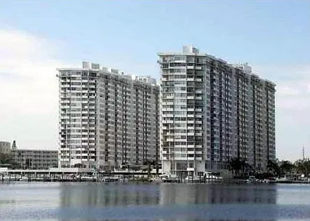 18081 Biscayne Blvd #504