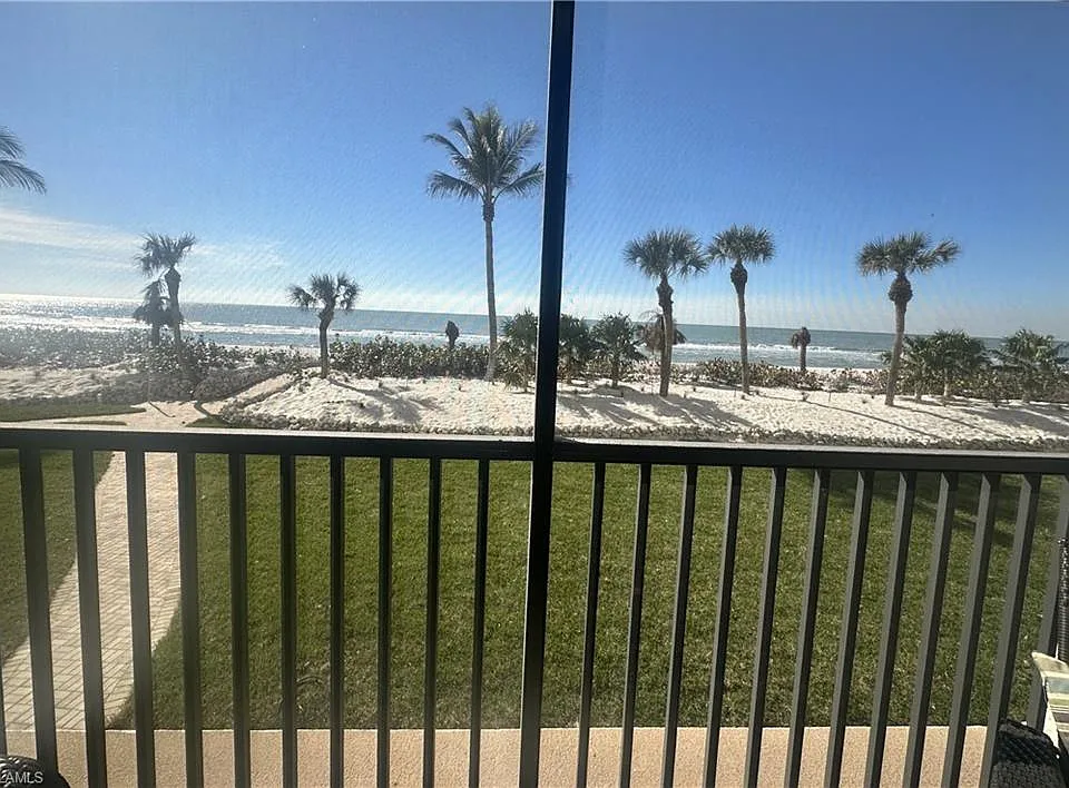 10475 Gulf Shore Dr #113