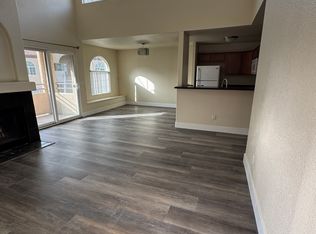 9325 W Desert Inn Rd APT 271, Las Vegas, NV 89117