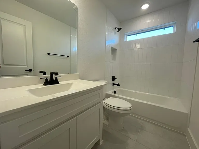 3714 Milwaukee Ave — Photo 35