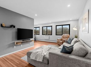 2349 Unity Ave N, Golden Valley, MN 55422