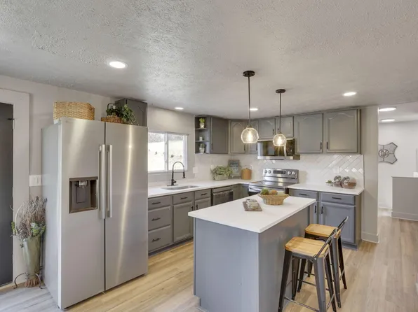 13343 Flint Ridge Rd SE, Newark, OH 43056