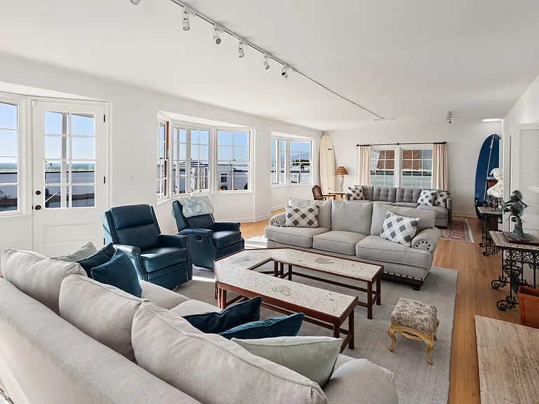 605 N Palisades Beach Rd — Photo 17