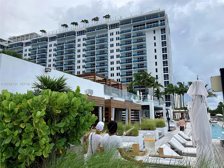 2301 Collins Ave #843 — Photo 34