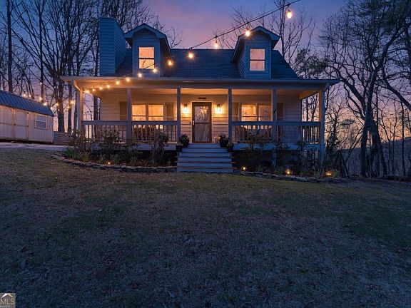 2nd image of 827 Laurel Ridge Rd